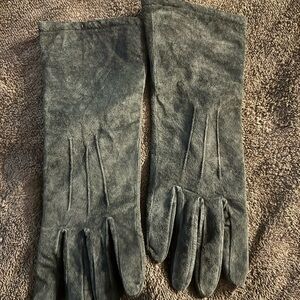 Linden Black Suede, Machine Washable Lined Floved